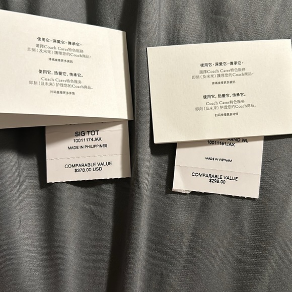 Coach red and brown Tote. - Picture 7 of 7